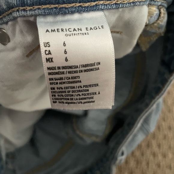 American Eagle jean shorts - Picture 3 of 4